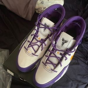 Nike Kobe Bryant 1s Size 13.  11 12 10 9 8 7 6